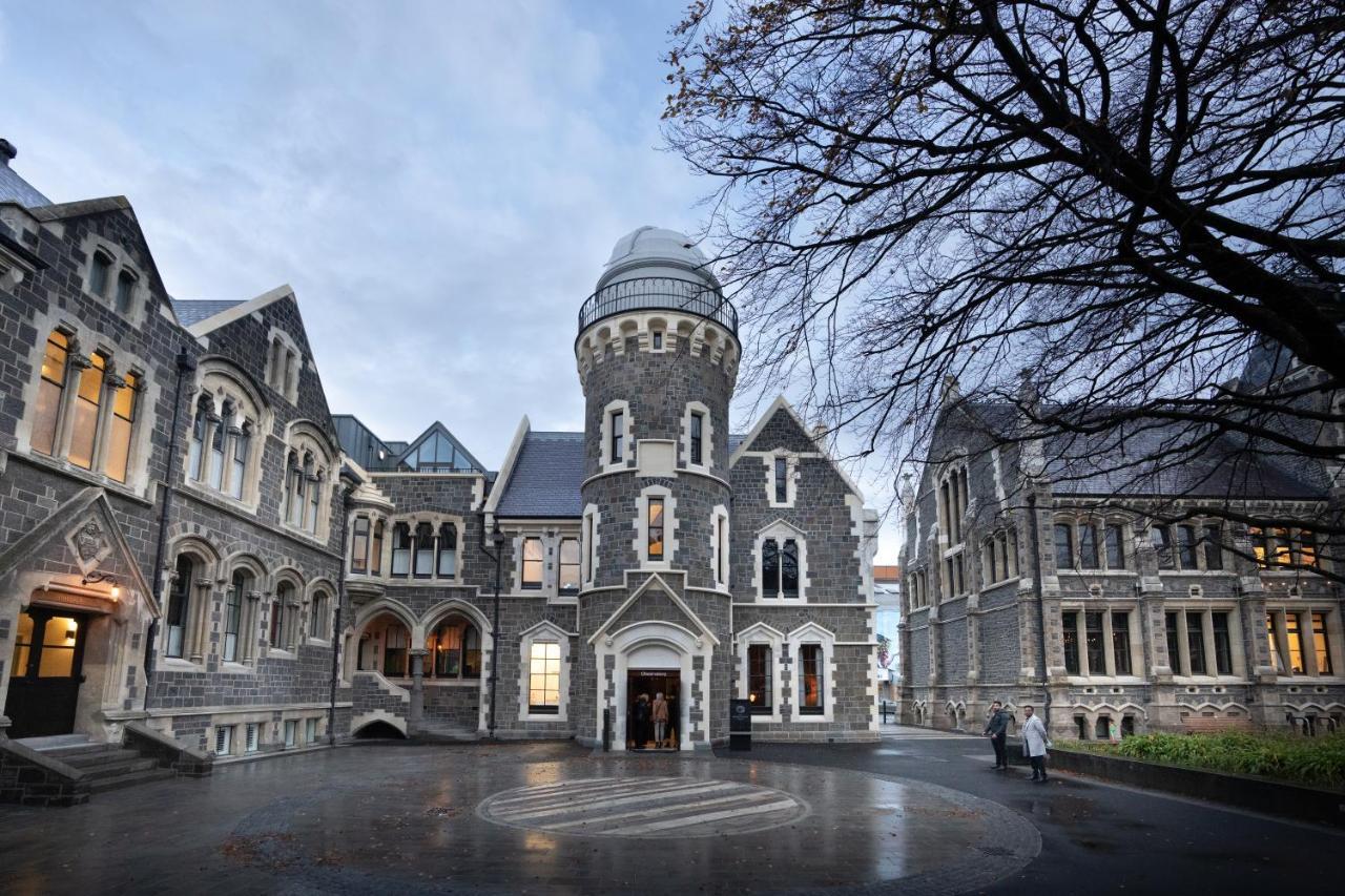 The Observatory Hotel Christchurch Exteriér fotografie The University of Canterbury