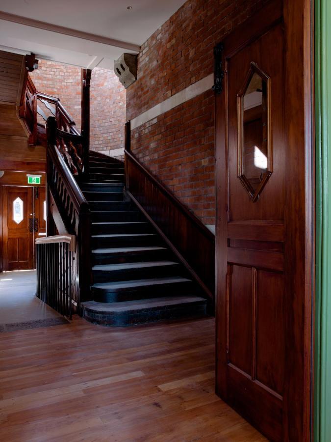 The Observatory Hotel Christchurch Exteriér fotografie The staircase
